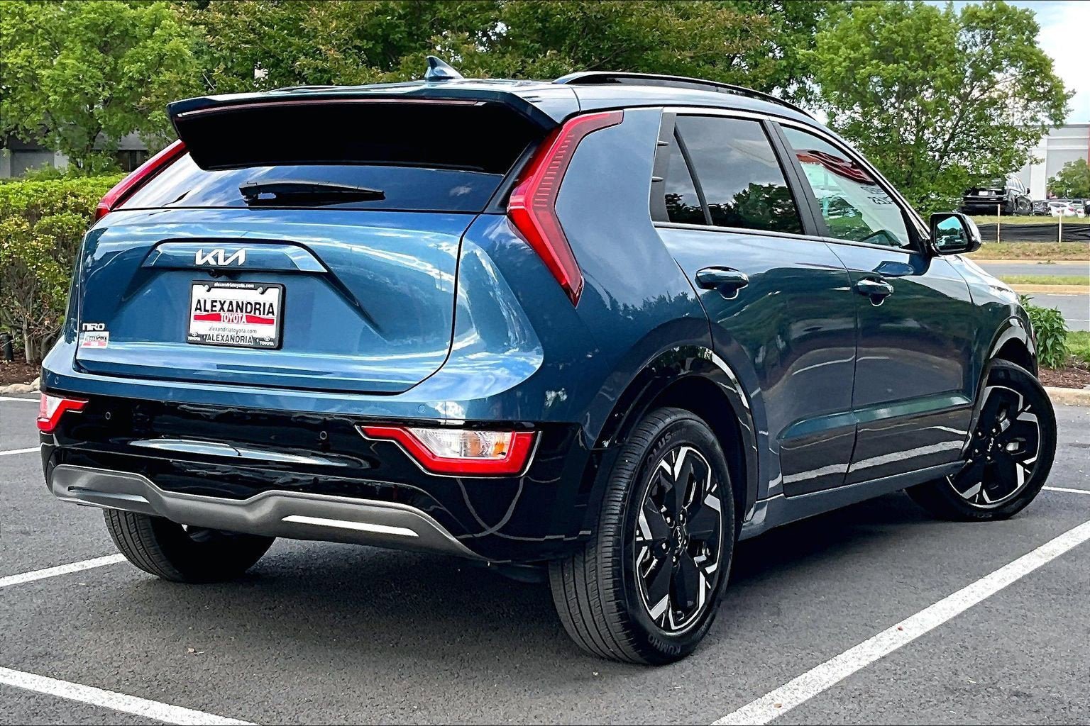 Used 2024 Kia Niro Wind FWD image 11
