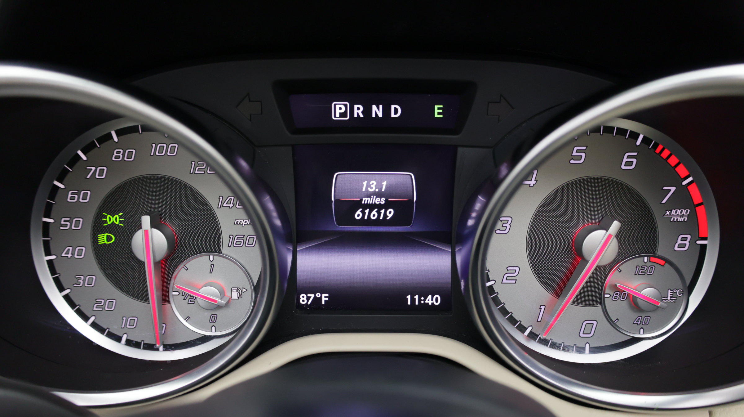 Used 2015 Mercedes-Benz SLK 250 image 16
