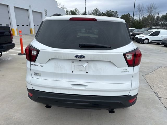 Used 2019 Ford Escape SE image 13