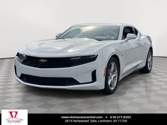 Used 2023 Chevrolet Camaro LT RWD image 1