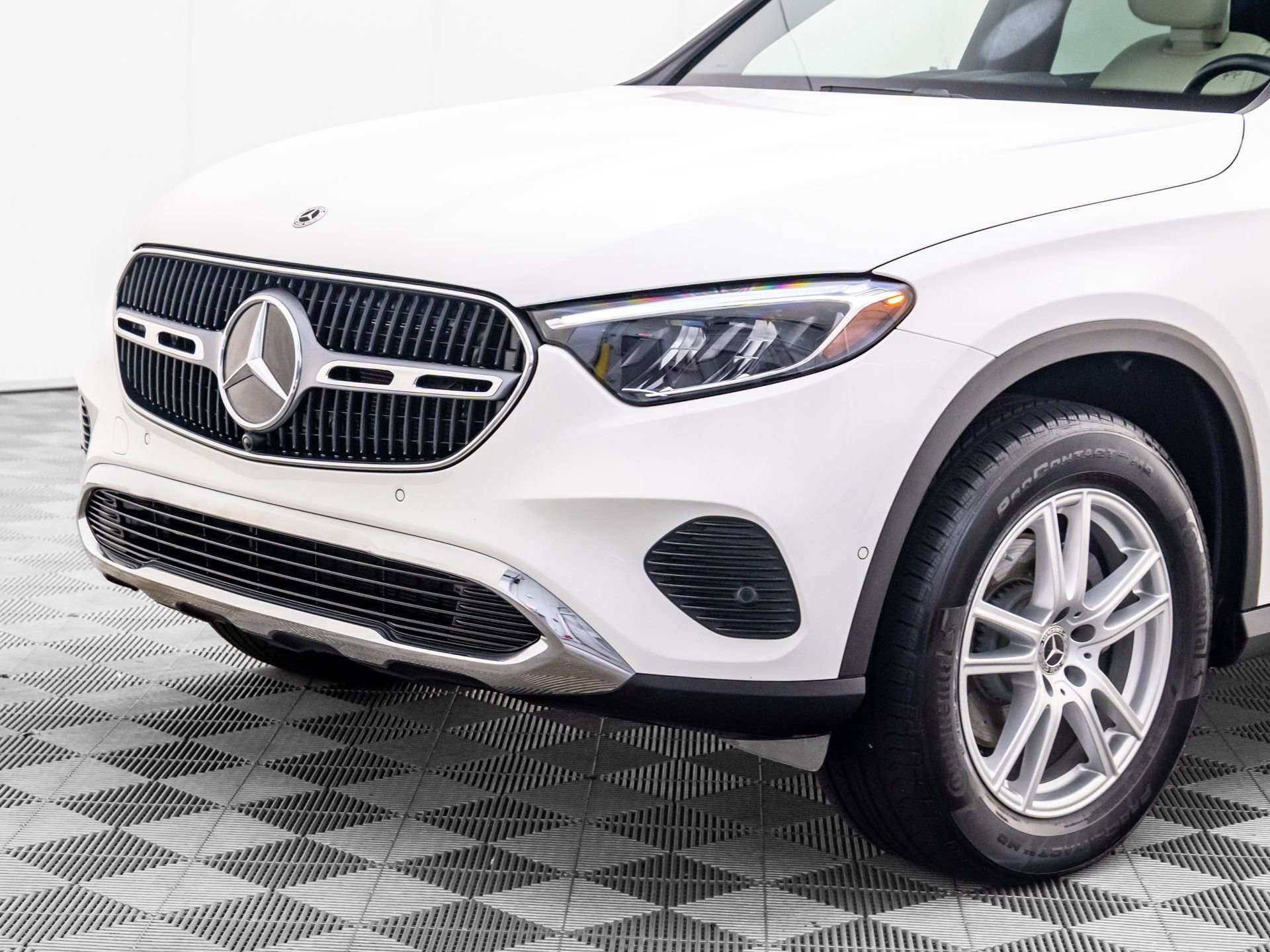 Certified 2025 Mercedes-Benz GLC 300 4MATIC image 31