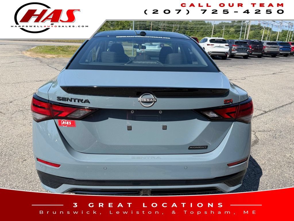 Used 2025 Nissan Sentra SR w/ Midnight Edition FWD image 5