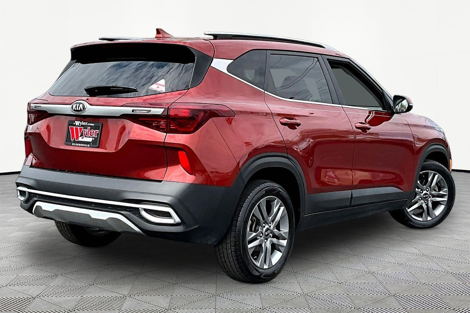 Used 2021 Kia Seltos S FWD image 6