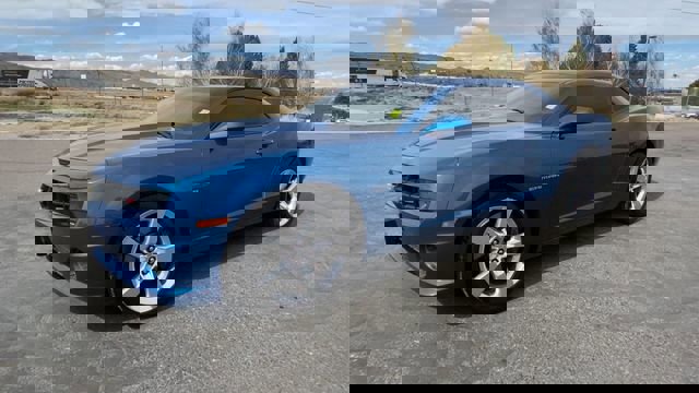 Used 2010 Chevrolet Camaro SS w/ RS Package image 4