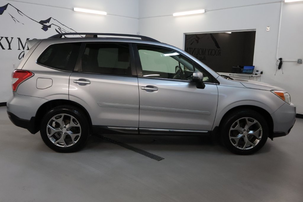 Used 2015 Subaru Forester 2.5i Touring AWD/4WD image 9
