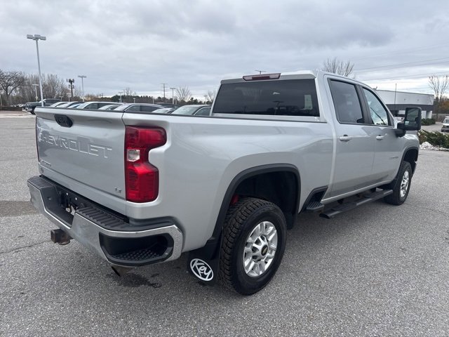 Used 2022 Chevrolet Silverado 2500 LT w/ Convenience Package image 6