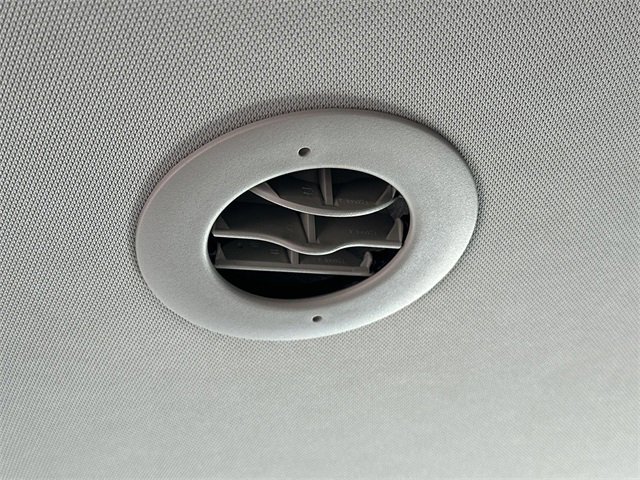 Used 2020 Chevrolet Traverse LT w/ LT Premium Package image 20