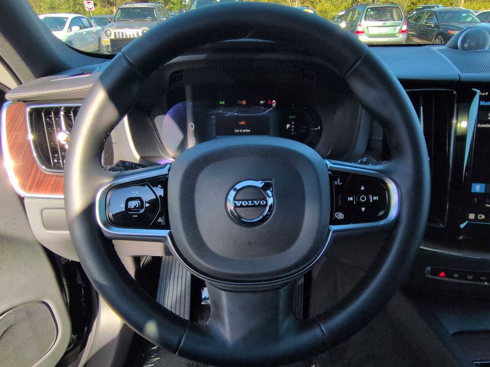 Used 2025 Volvo XC60 T8 Ultra image 23