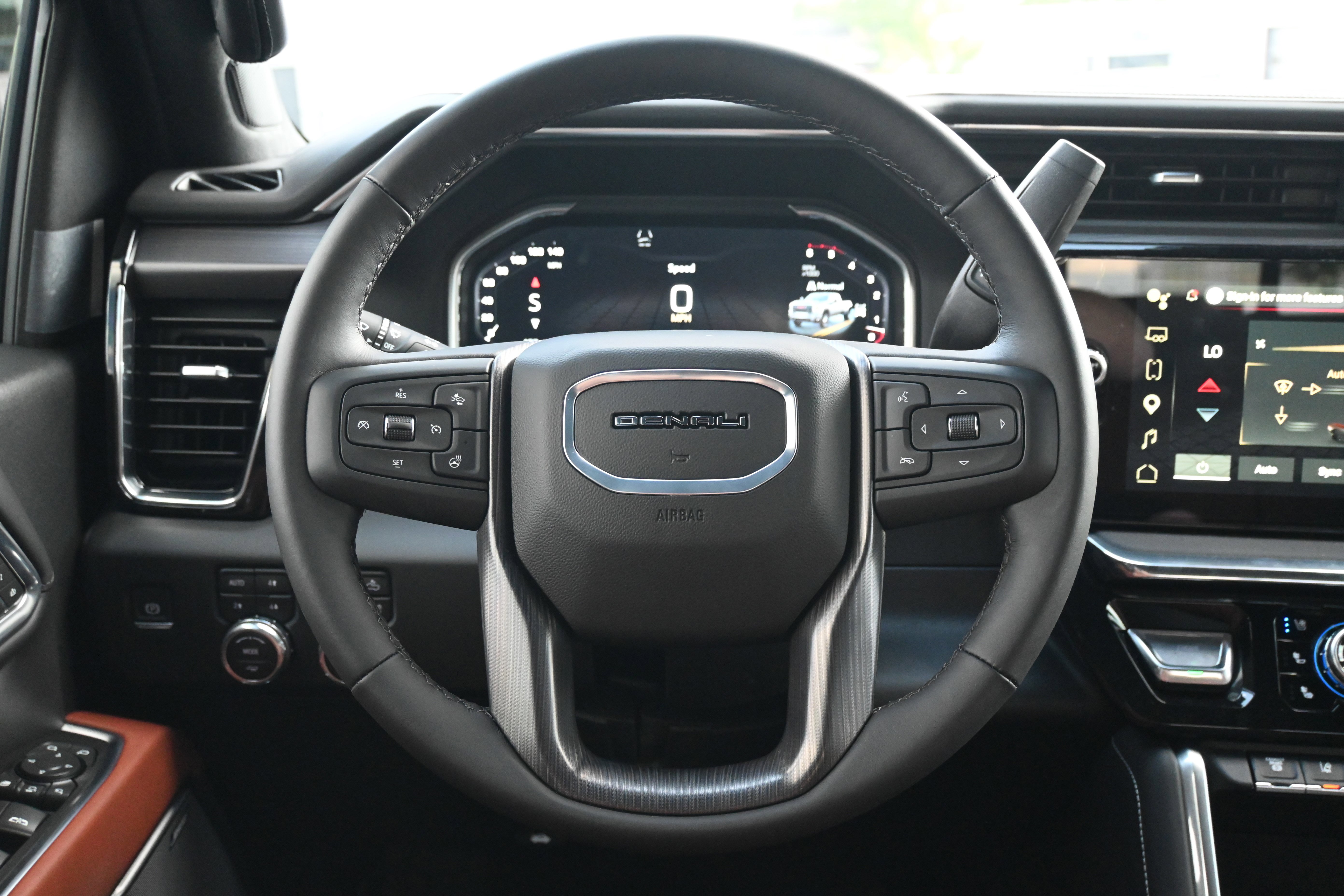 Used 2026 GMC Sierra 3500 Denali Ultimate AWD/4WD image 18