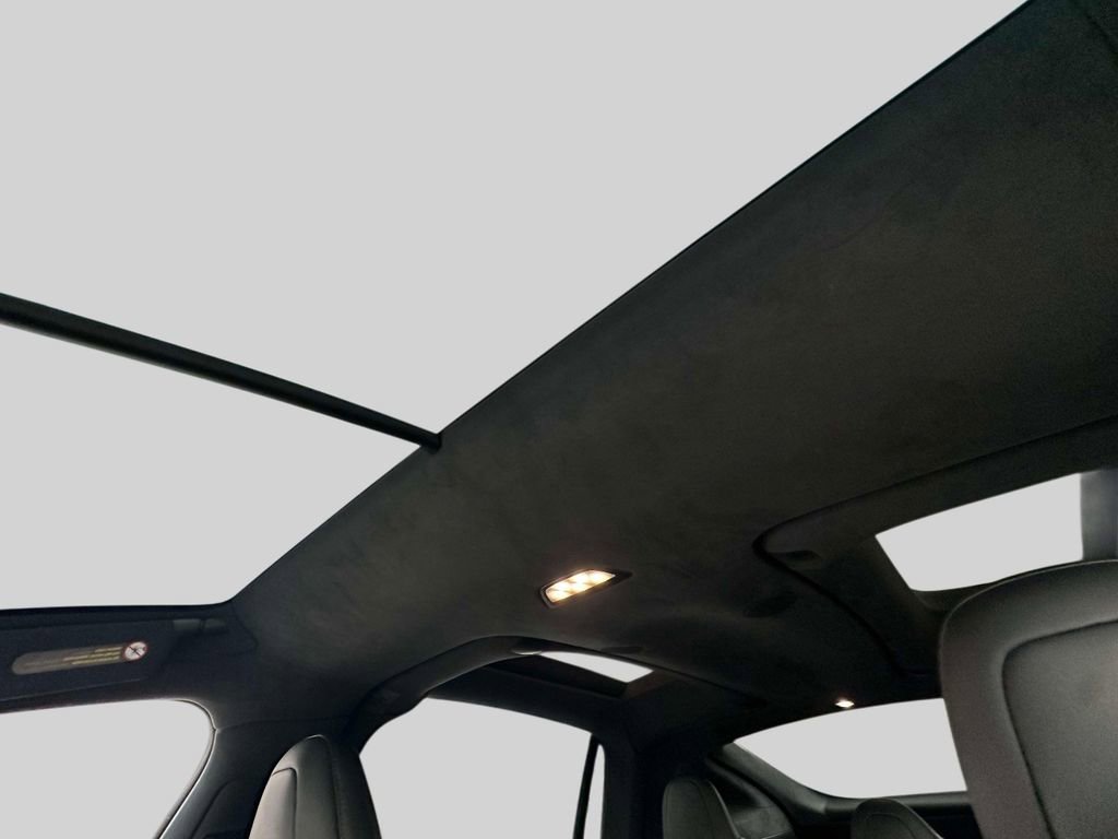 Used 2023 Tesla Model X image 24