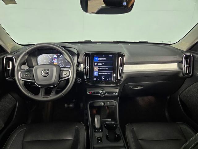 Used 2019 Volvo XC40 T5 Momentum AWD/4WD image 25