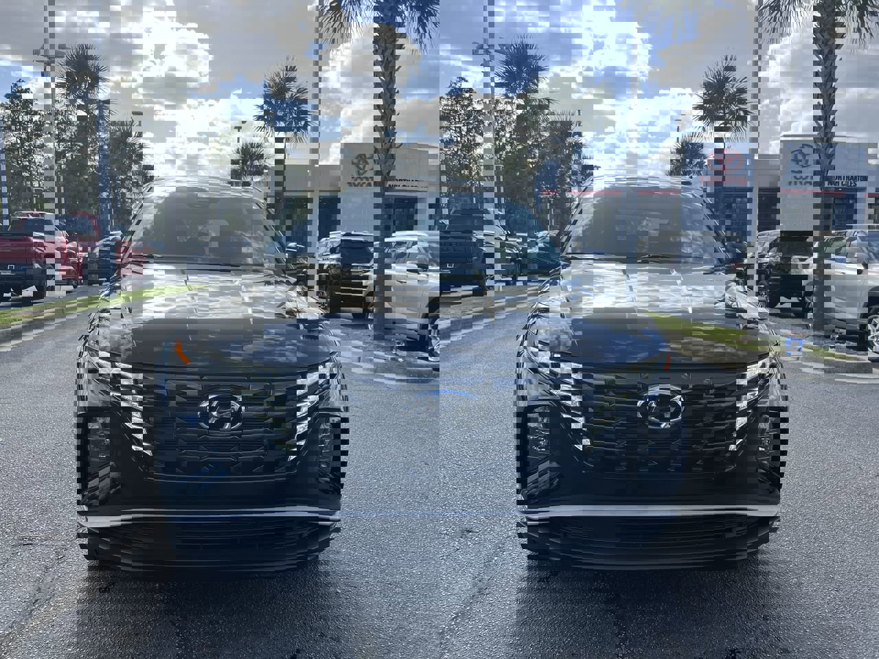 Used 2023 Hyundai Tucson SE image 3