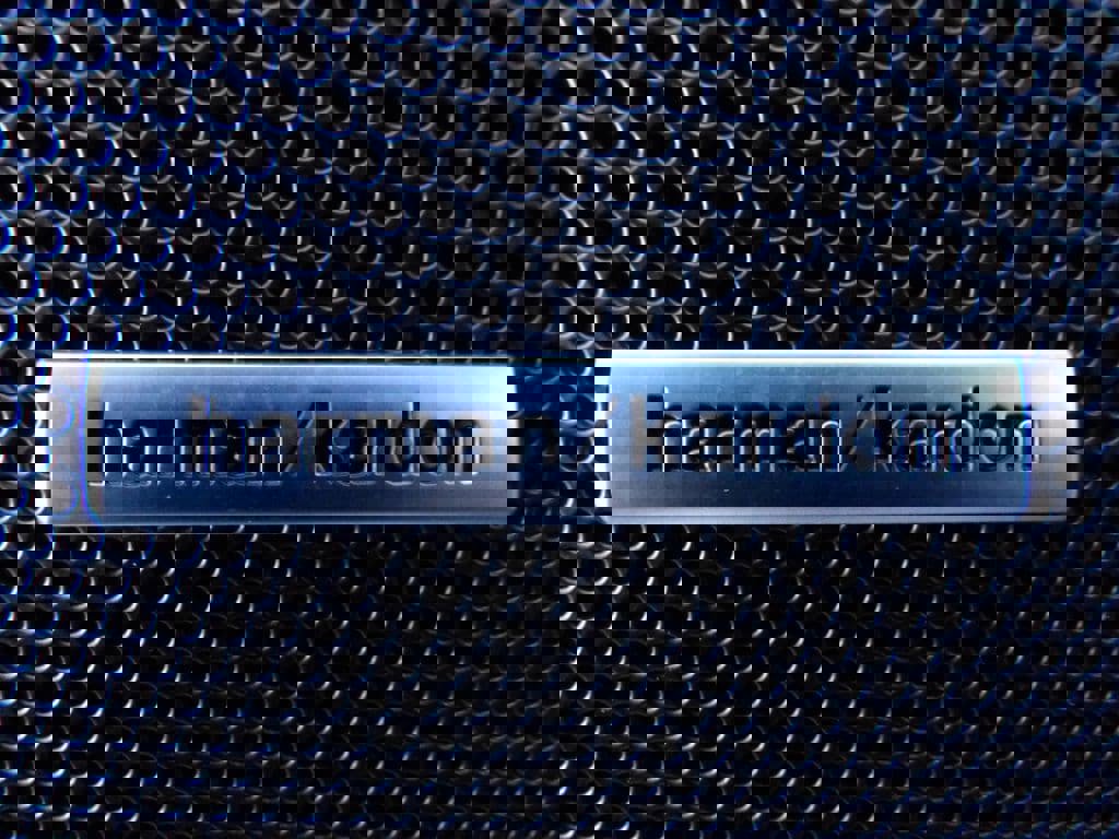 Used 2025 Subaru Ascent Limited w/ Popular Package #2 image 15