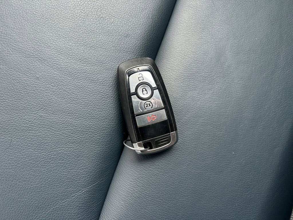 Used 2023 Ford Bronco Outer Banks image 32