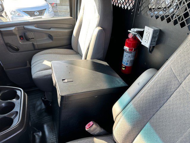 Used 2012 Chevrolet Express 2500 image 35