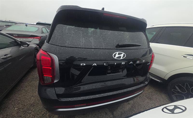 Used 2025 Hyundai Palisade Limited AWD/4WD image 5