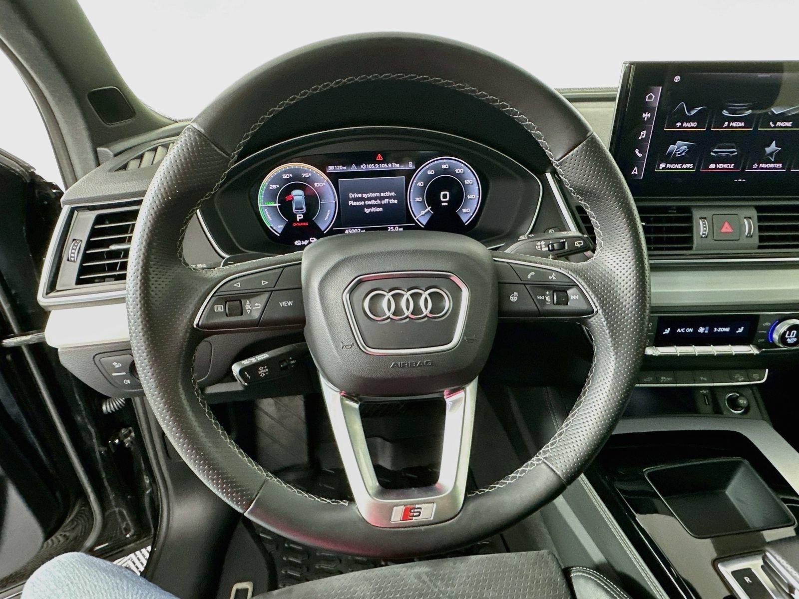 Used 2023 Audi Q5 e Premium Plus w/ Premium Plus Package AWD/4WD image 11
