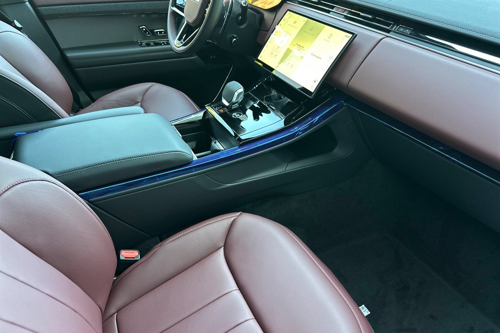 New 2026 Land Rover Range Rover Sport Dynamic SE AWD/4WD image 29