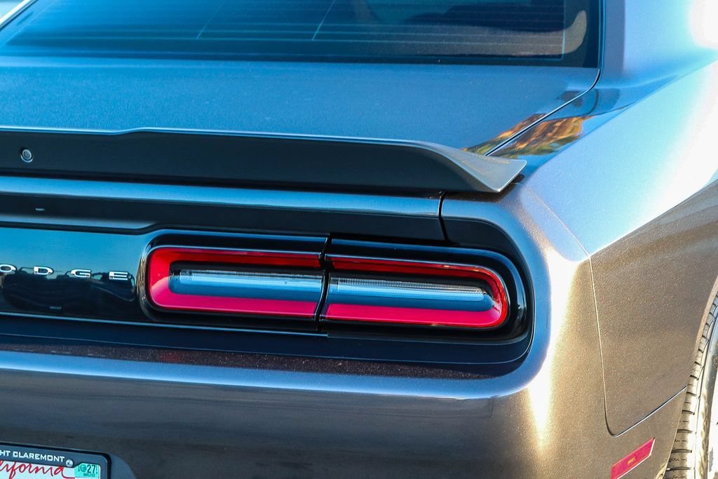 Used 2023 Dodge Challenger SXT RWD image 10