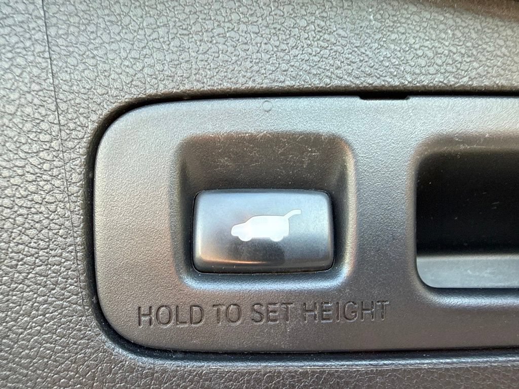 Used 2019 Honda CR-V Touring image 11