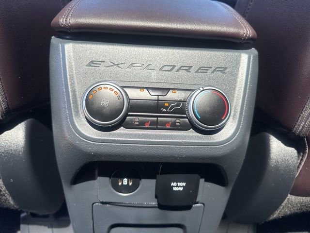 Used 2025 Ford Explorer Platinum w/ LUX Leather Package image 10