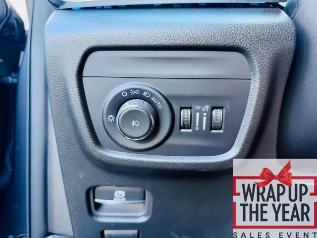 Used 2024 Jeep Grand Cherokee L Overland w/ Advanced Protech Group III image 14