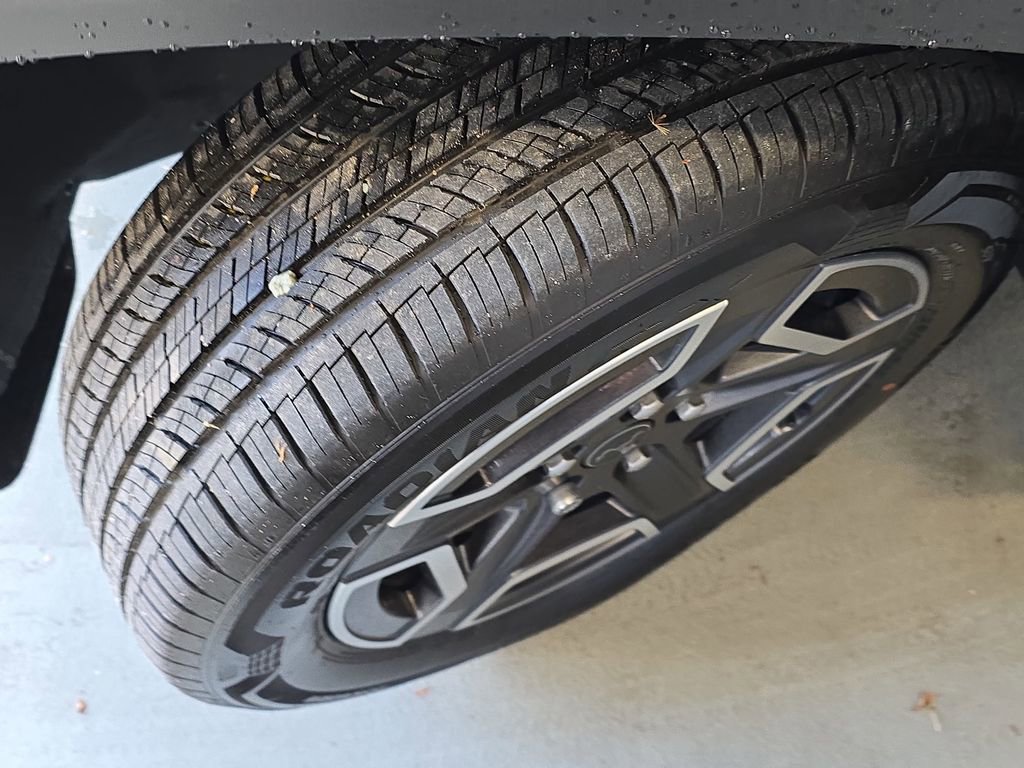 New 2026 Jeep Cherokee Laredo image 31