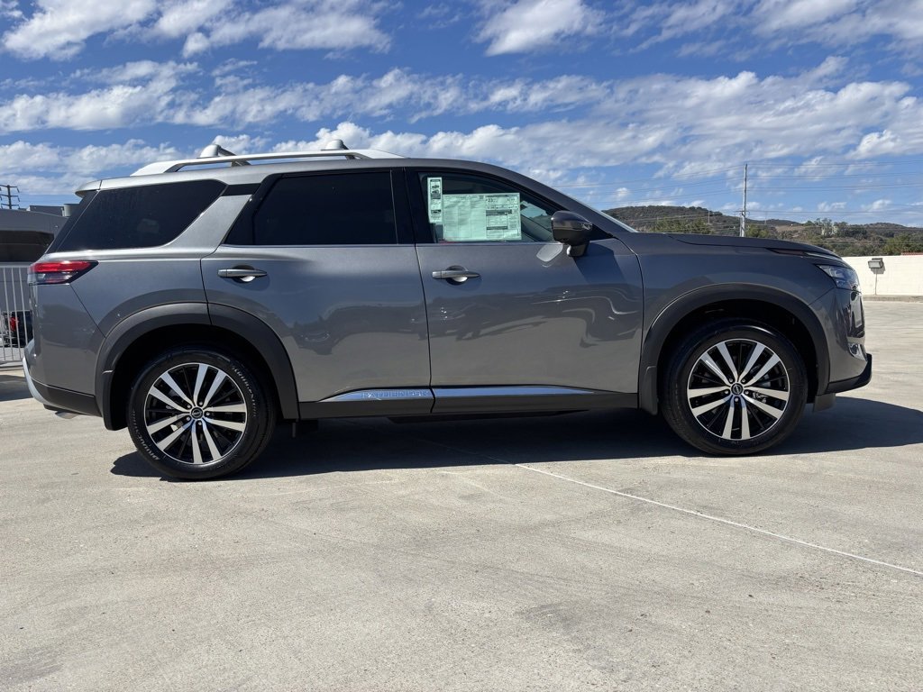 New 2025 Nissan Pathfinder Platinum w/ Cargo Package image 3