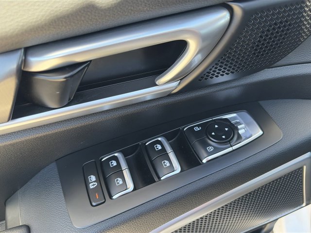 Certified 2023 Kia Telluride S AWD/4WD image 22