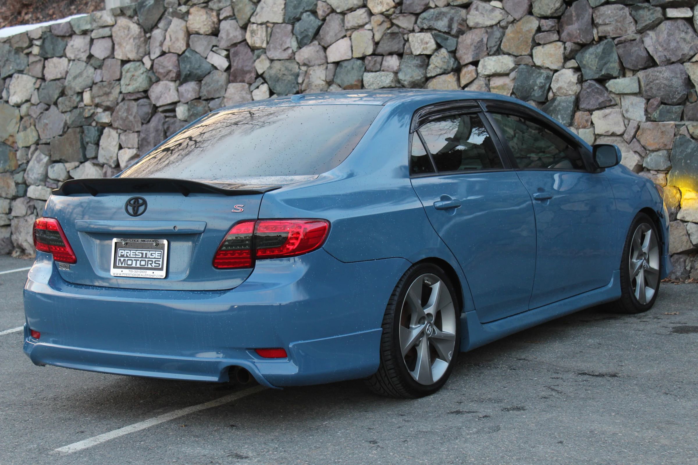 Used 2010 Toyota Corolla S image 9