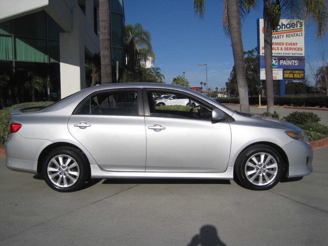 Used 2010 Toyota Corolla S image 2