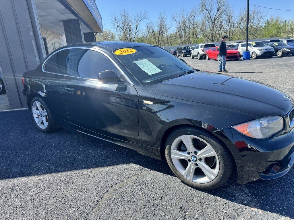 Used 2012 BMW 128i Coupe RWD image 3