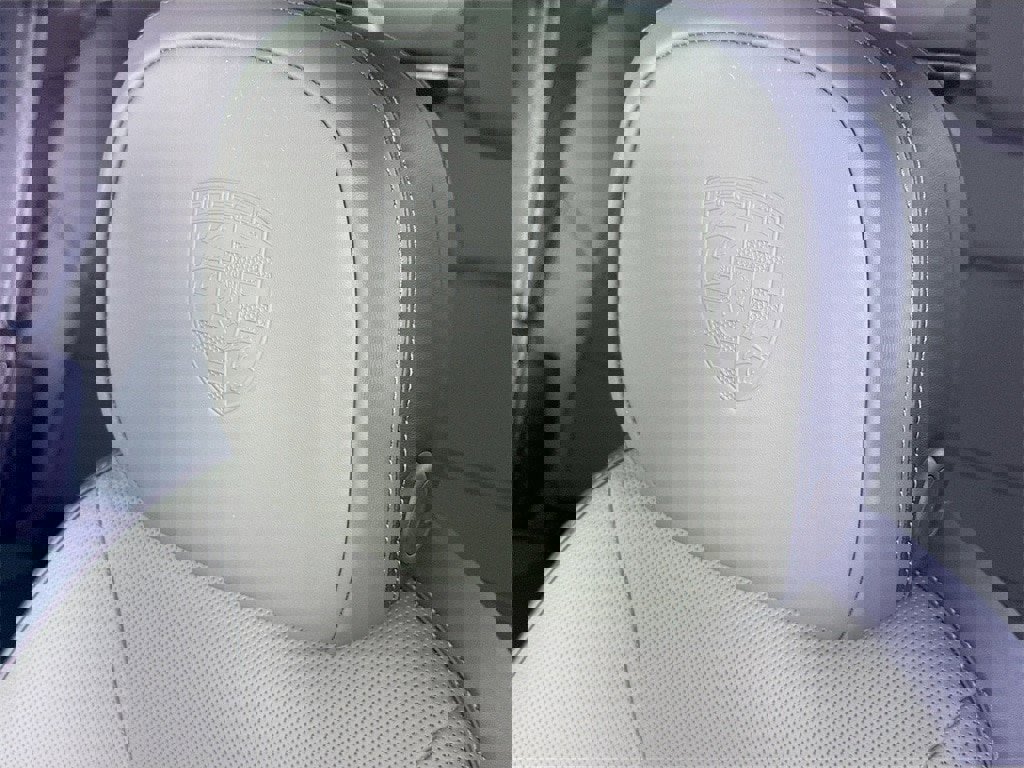 New 2026 Porsche Cayenne image 14