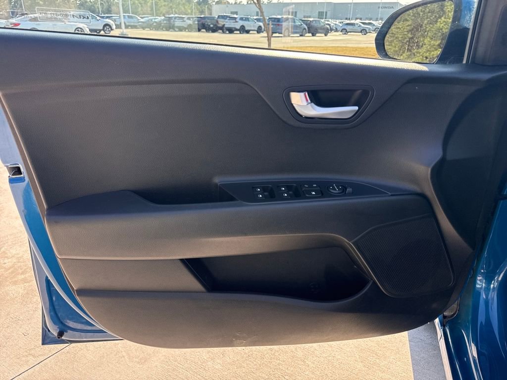 Used 2022 Kia Rio S image 14