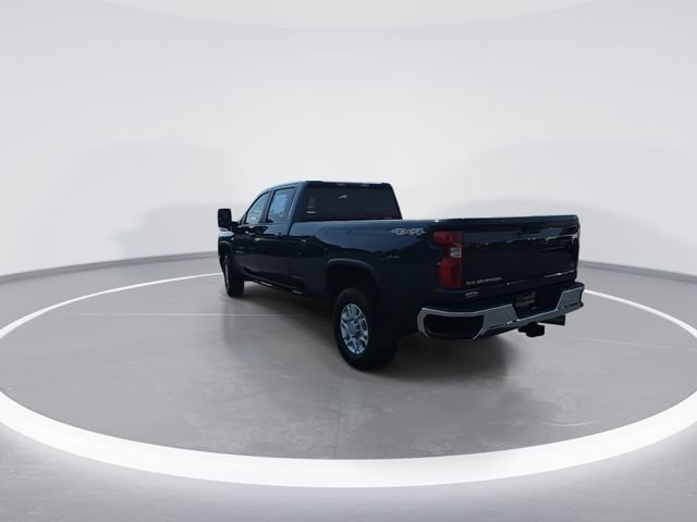 Used 2023 Chevrolet Silverado 3500 LT w/ Convenience Package AWD/4WD image 8