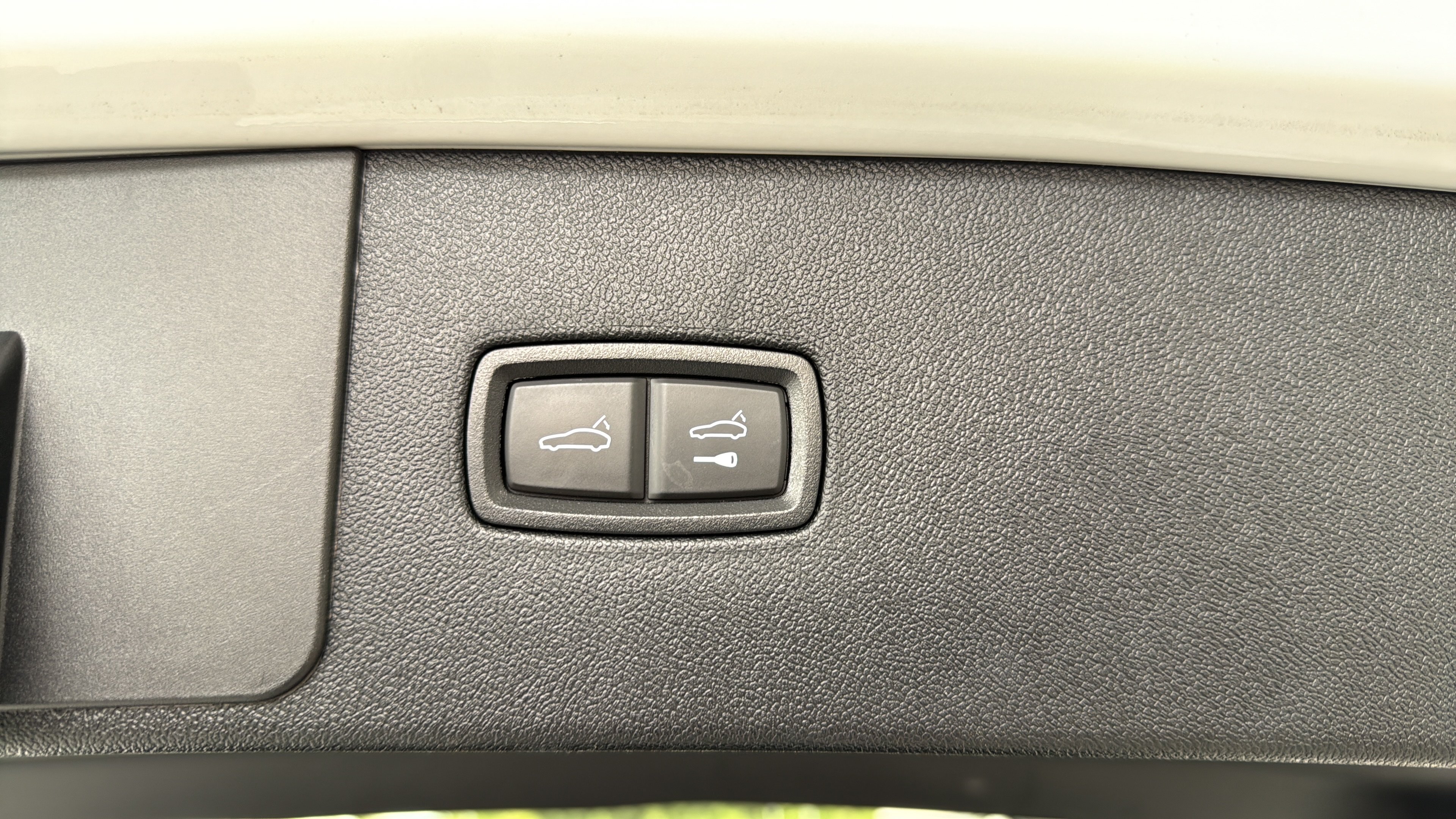 Used 2021 Porsche Cayenne S AWD/4WD image 9