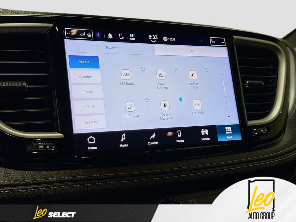 Used 2022 Chrysler Pacifica Touring-L w/ S Appearance Package image 14