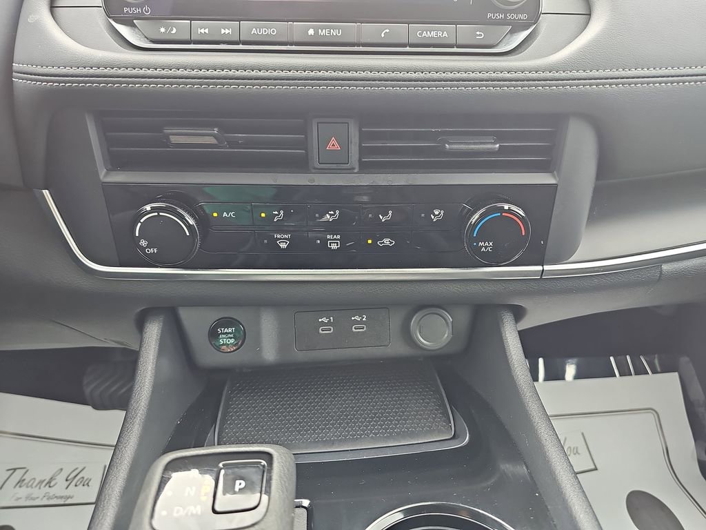 Used 2025 Nissan Rogue S image 26