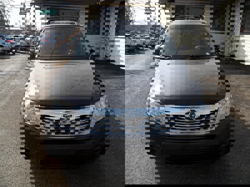 Used 2012 Subaru Forester 2.5X Premium w/ All-Weather Pkg AWD/4WD image 2