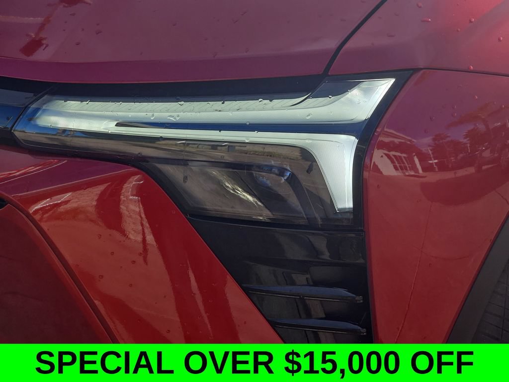 Used 2024 Chevrolet Blazer EV LT AWD/4WD image 34