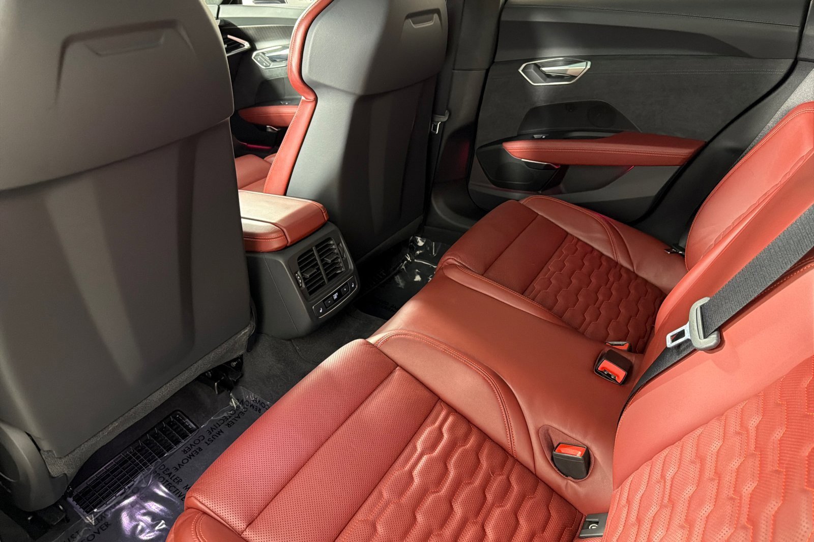 Certified 2024 Audi RS e-tron GT w/ Carbon Performance Package image 11