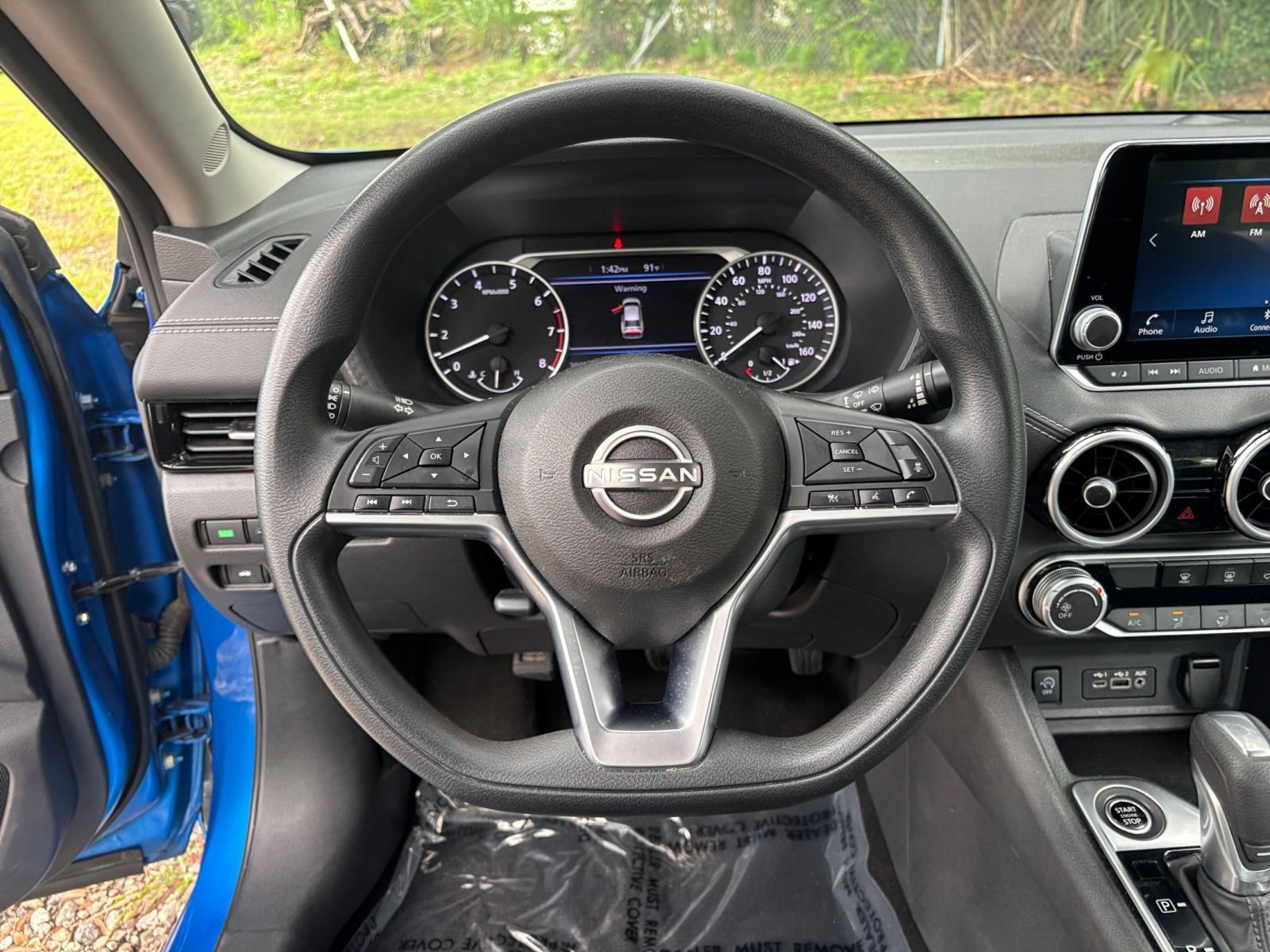 Used 2025 Nissan Sentra SV FWD image 28