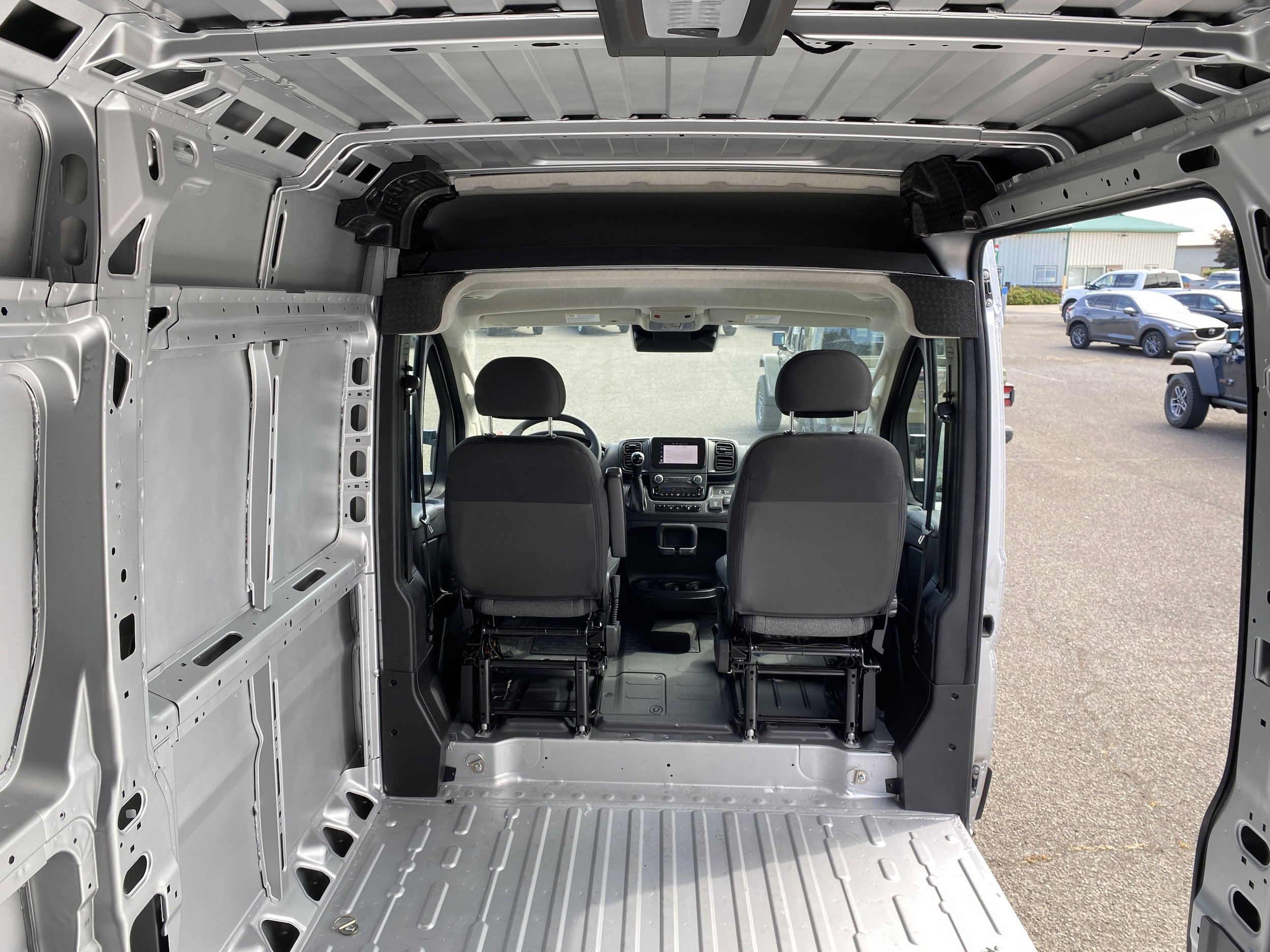 New 2025 RAM ProMaster 2500 w/ Convenience Group image 17