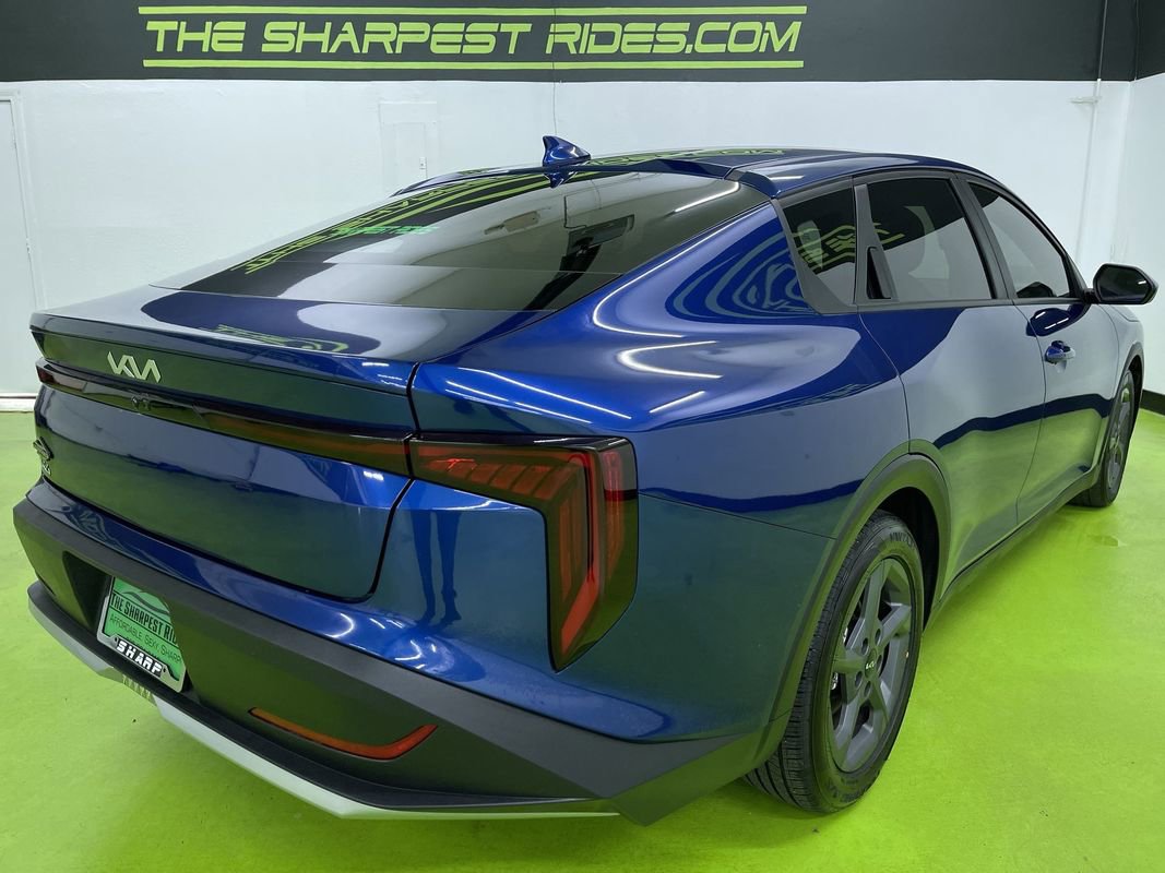 Used 2025 Kia K4 LXS image 10