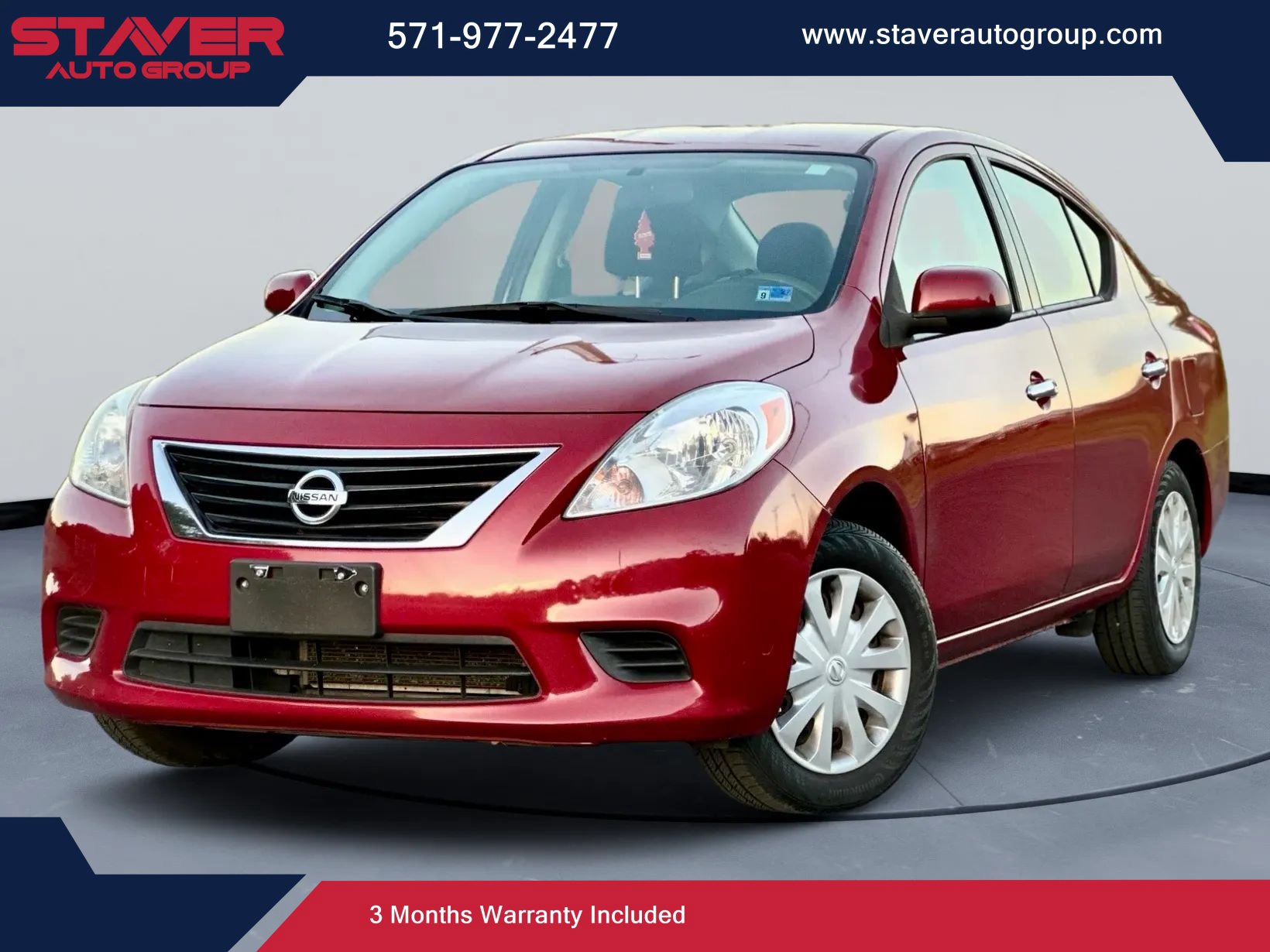 Used 2014 Nissan Versa SV FWD image 1