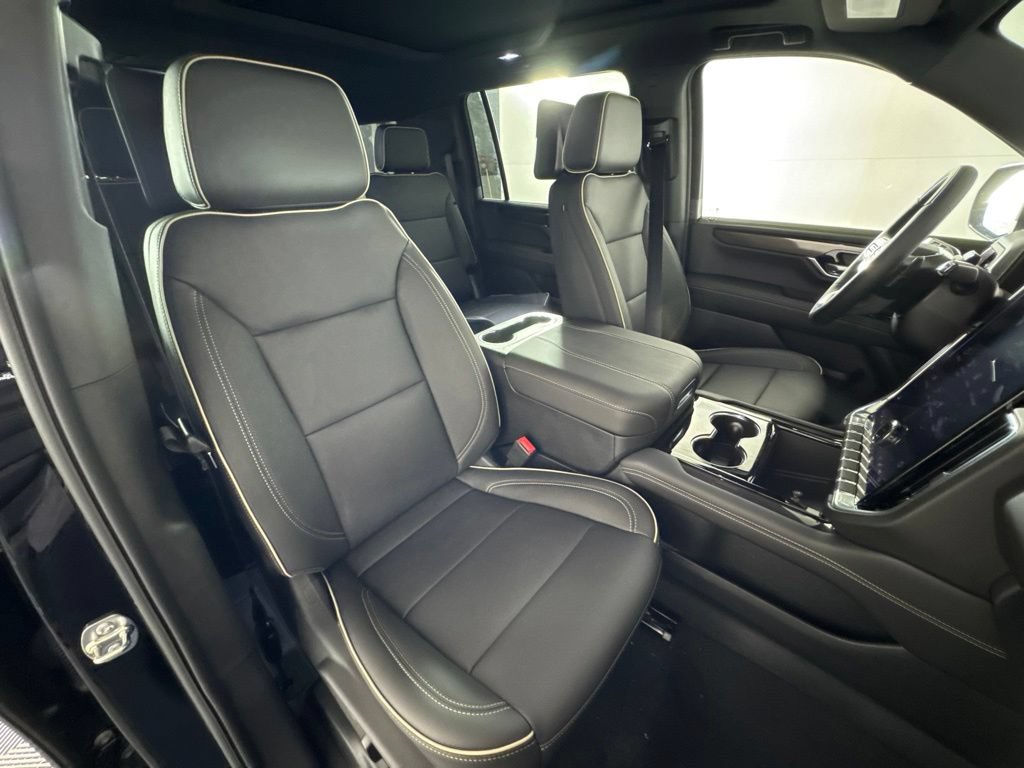 New 2026 GMC Yukon XL Elevation w/ Elevation Premium Package AWD/4WD image 38
