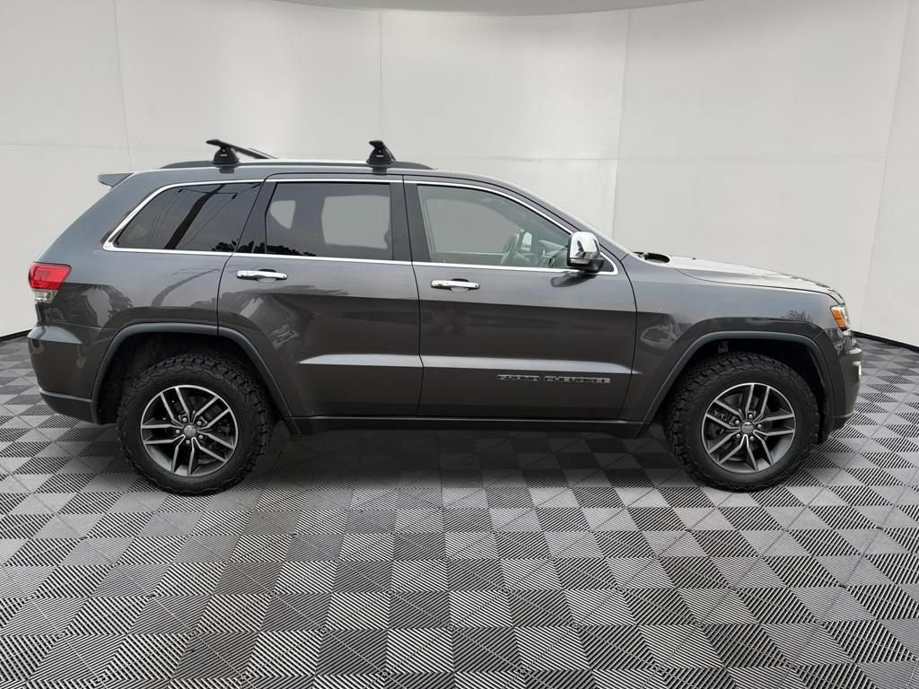 Used 2017 Jeep Grand Cherokee Limited AWD/4WD image 10