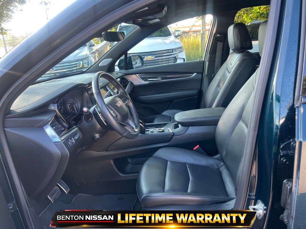 Used 2024 Cadillac XT6 Sport w/ Technology Package AWD/4WD image 11