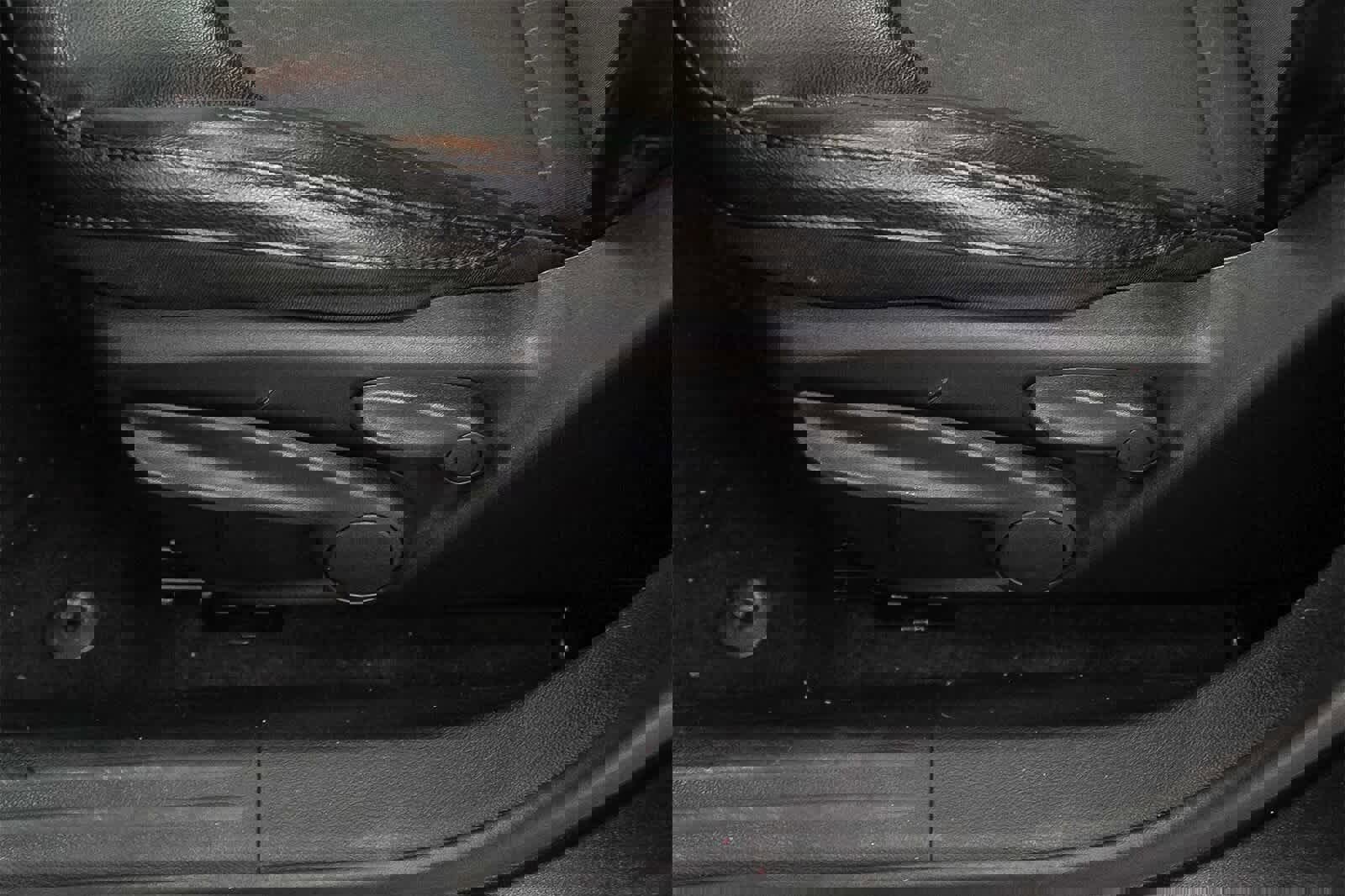 Used 2020 Jeep Compass Latitude image 23