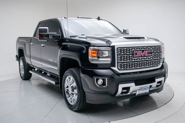 Used 2019 GMC Sierra 2500 Denali w/ Duramax Plus Package image 9